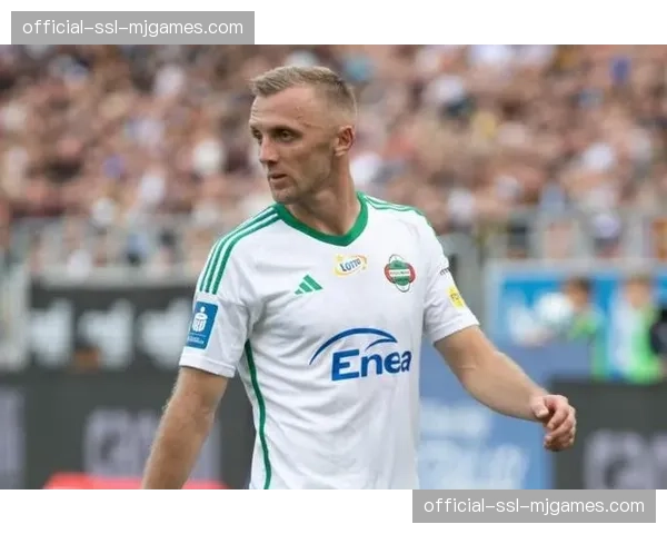 马赛3-1逆转朗斯，主场豪取五连胜稳固积分榜次席