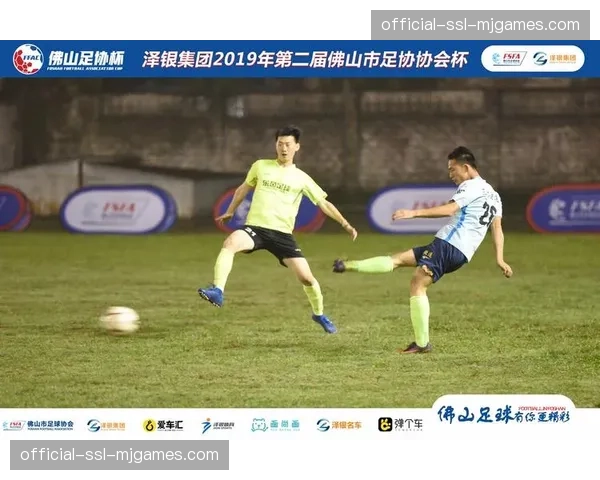 足球协会审查定位球训练中的安全规范，防止球员受伤